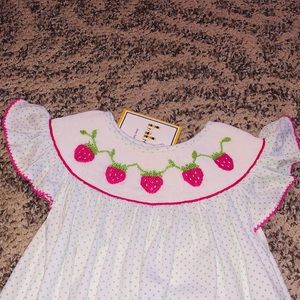 🍓🍓Girls Smocked Dress🍓🍓
